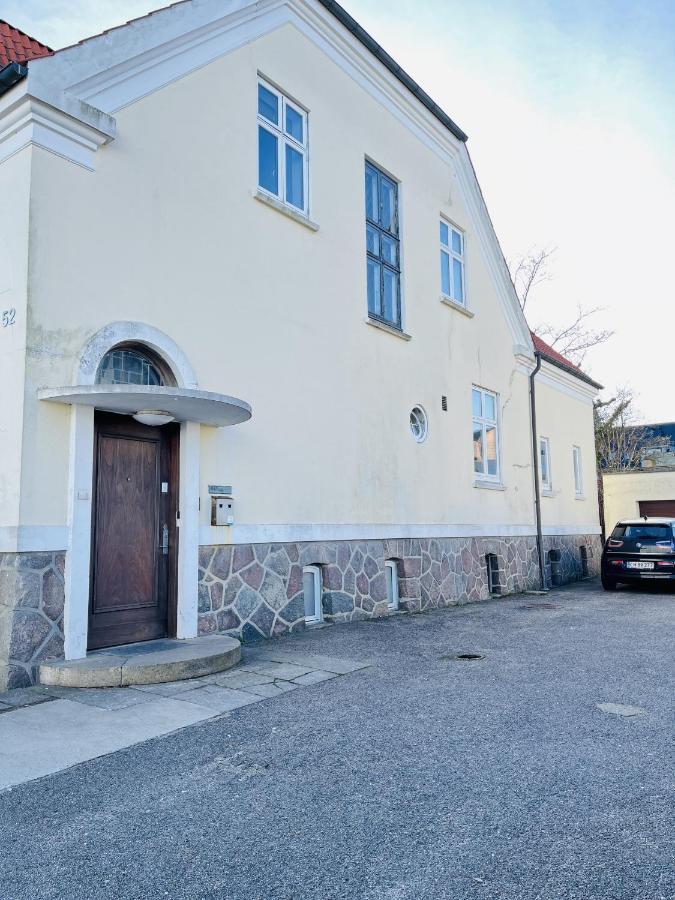 Aday - Frederikshavn City Center - Room 2 Dış mekan fotoğraf